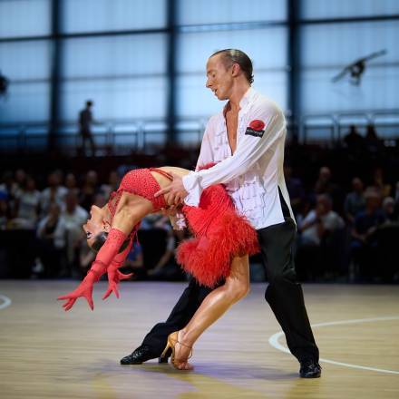 La FF Danse a souscrit auprès de GENERALI, pour son compte ainsi...